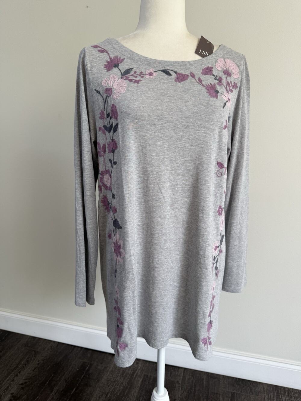 J. Jill Pure Women LS Floral Embroidered Dipped Hem Tunic Gray Purple Top M